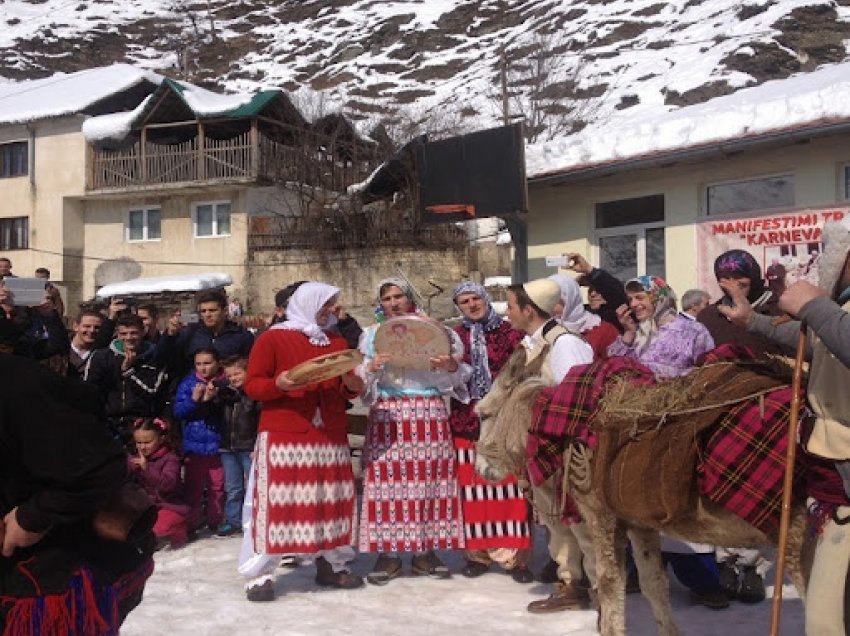 Vazhdon tradita në Bozovcë, ”Karnevalet Ilire” – të Malësisë së Tetovës