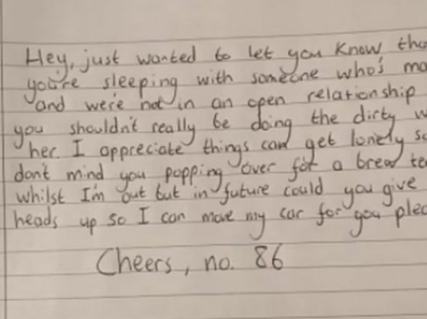 Burri bëhet hit në internet me letrën që i la fqinjit që po e tradhtonte me bashkëshorten e tij