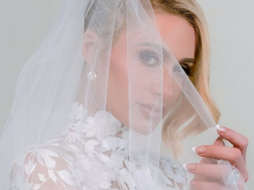 Martohet Paris Hilton, në dasëm merr pjesë edhe kjo shqiptare