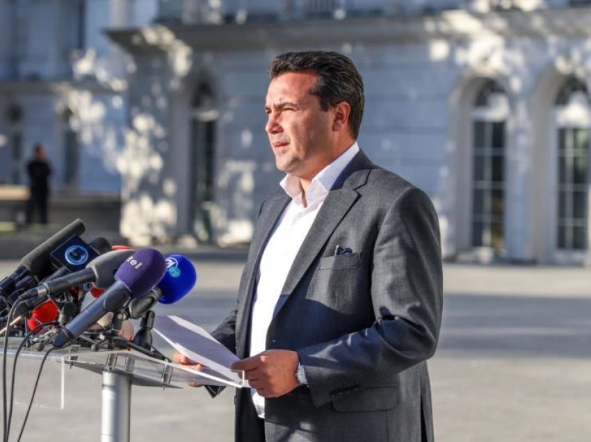 Kryeministri maqedonas Zaev i mbijeton mocionit të mosbesimit