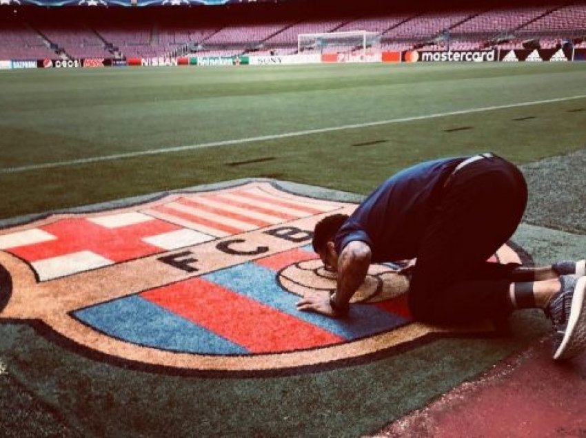 Alves flet pas rikthimit në Barcelonë 