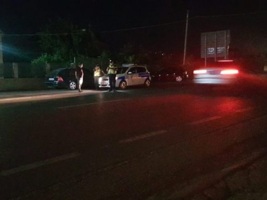 Aksident në aksin rrugor Elbasan-Metalurgji, dy persona të lënduar rëndë