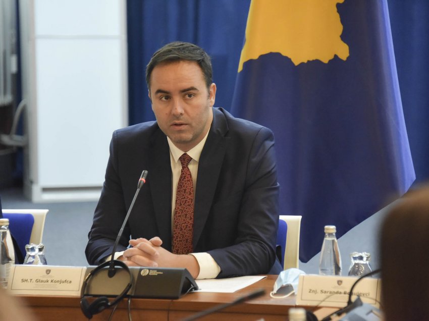 Konjufca: Lista Serbe në mënyrë të hapur po e shantazhon Kuvendin