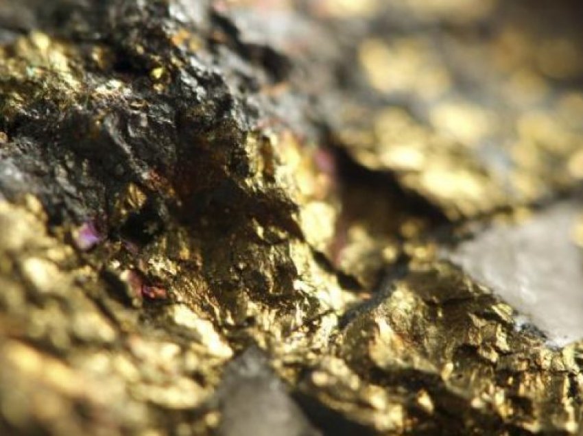 Miratohet raporti me ndryshime për punimet nga metalet e çmuara