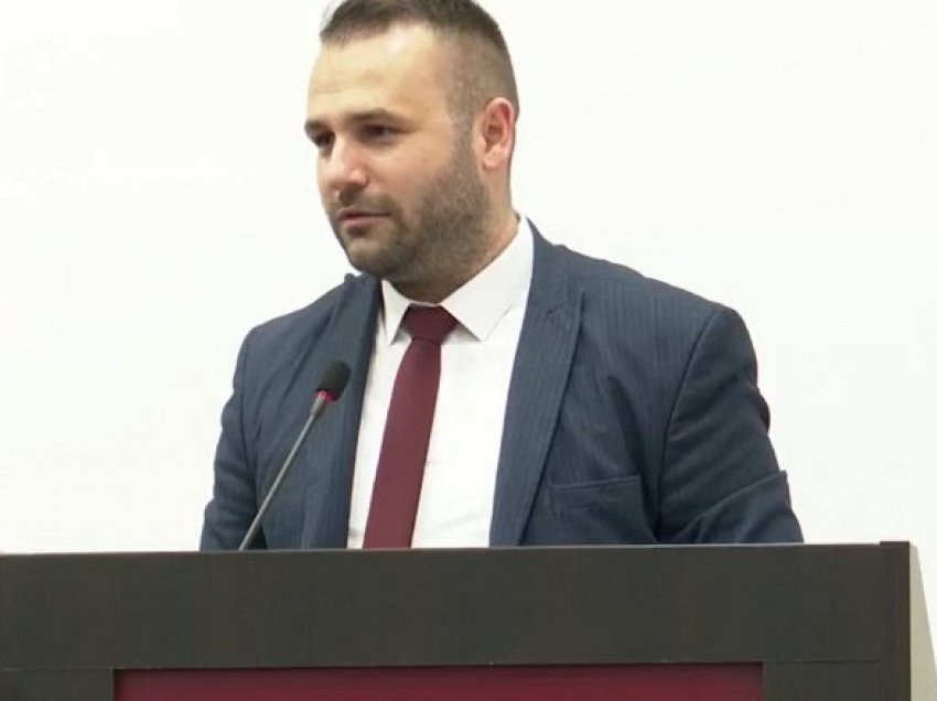 Besar Durmishi është kryetari i këshillit në Komunën e Tetovës