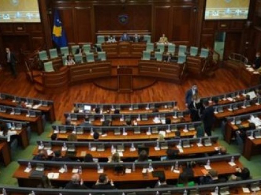 “Opozita dhe Lista Serbe nuk kanë votuar”, Gashi i reagon Konjufcës