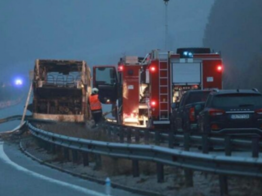 “Zjarri ka ndodhur për shkak të gabimit të shoferit”/Zbardhen dyshimet fillestare për shkaqet e aksidentit