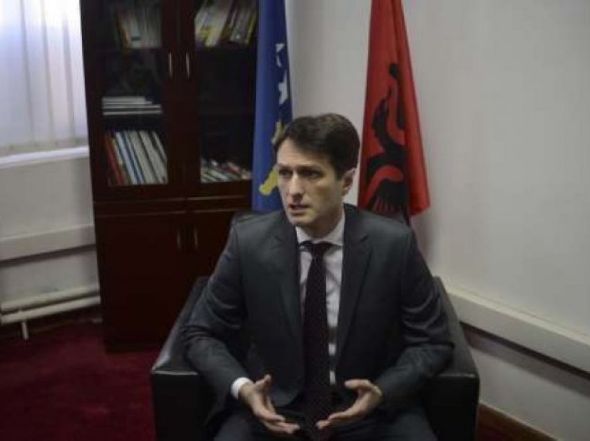 Murati thotë se nuk ka shpëtim nga ripërcaktimi i kufijve mes Kosovës dhe Serbisë