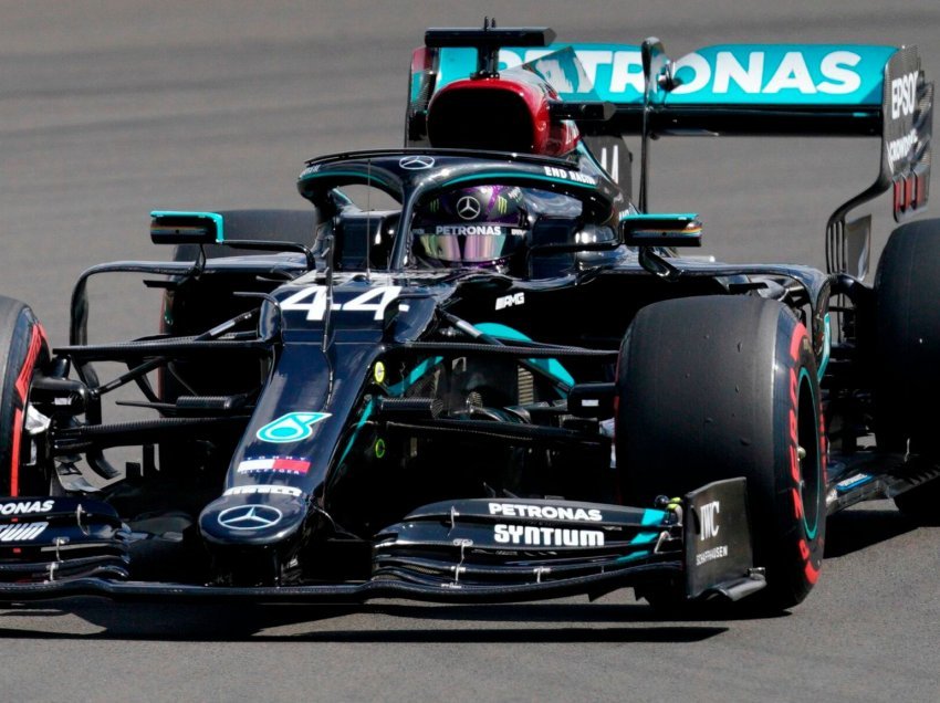 Hamilton paralajmëron Verstappenin