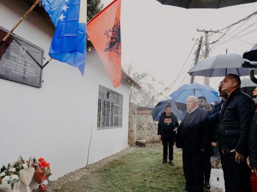 Komuna e Deçanit zbulon pllakën përkujtimore për atdhetarin Cenë Zukaj