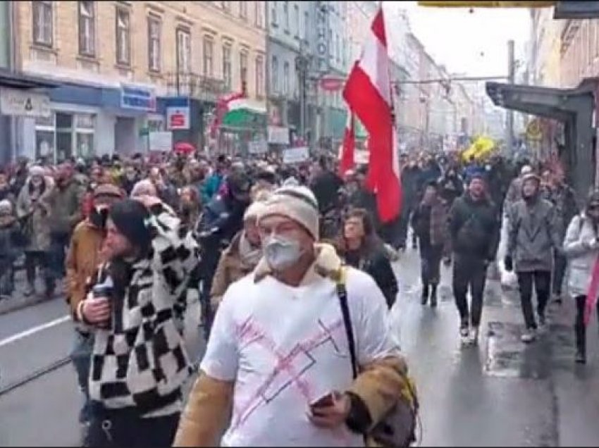 Në Salzburg të Austrisë protestohet kundër masave antiCOVID