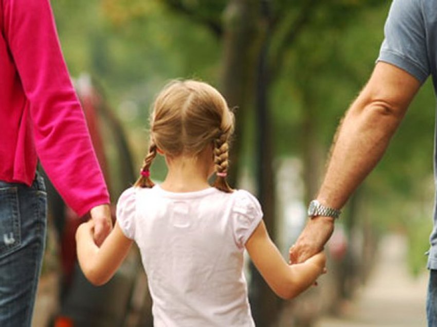 Të rritesh me një prind me çrregullim mendor: Roli i stigmës!
