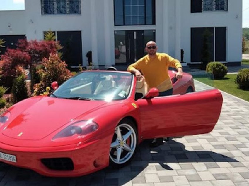 Tha se ka makinë modeste prej 70 mijë euro, kandidati i Nismës: Ferrarin e kam dhuratë nga... 