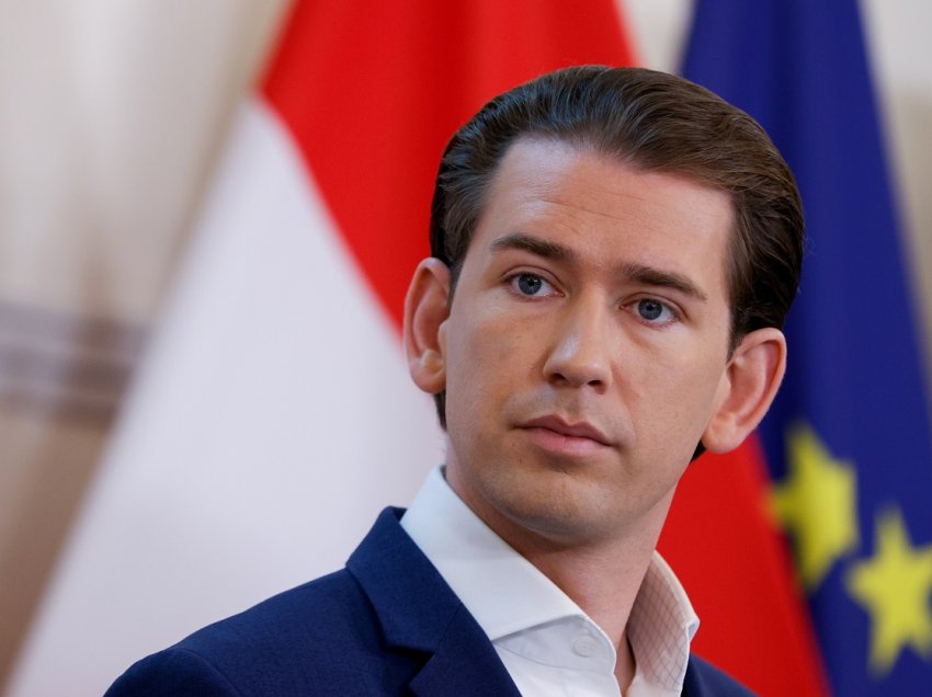 Kërkohet largimi i kancelarit austriak, pas hetimit për korrupsion
