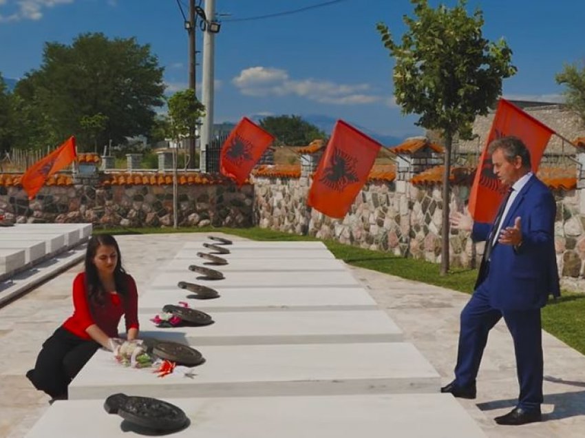 “S’prite çiken me pa nuse”, Shaqir Cervadiku publikon këngën prekëse kushtuar heroit kombëtar 