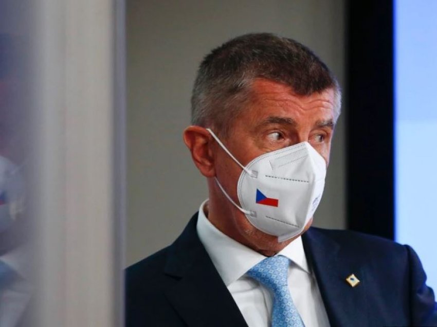 Partia e kryeministrit çek prin në zgjedhjet parlamentare