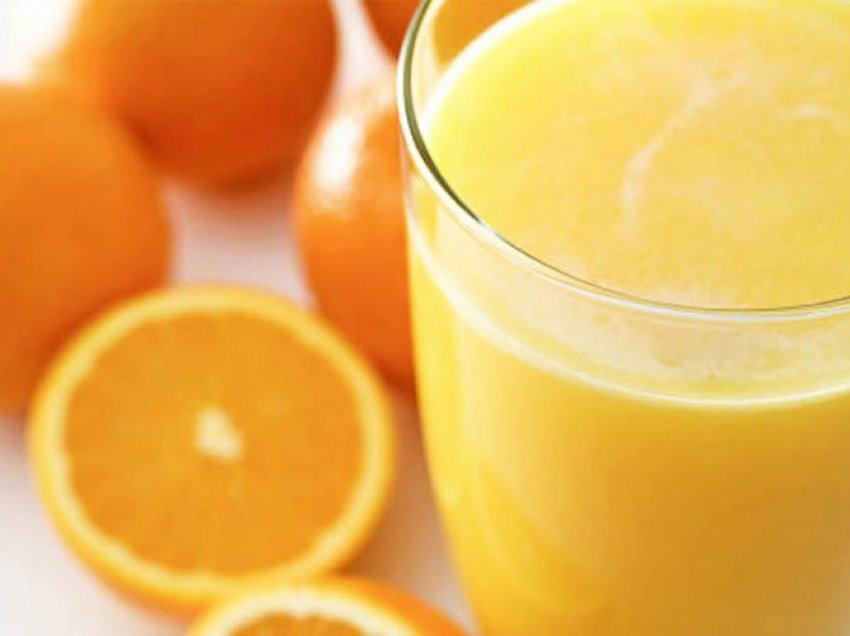 Lëng portokalli për të ulur kolesterolin e lartë, sasia që ju duhet