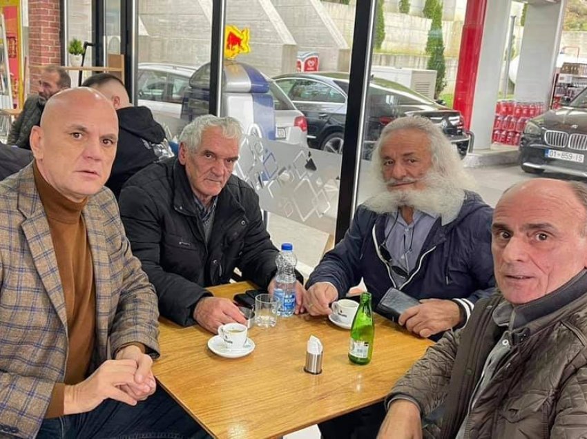 “Këta katër burra i bënë  ballë ofensivave serbe gjatë luftës, e tash ofensivave të mbeturinave serbe”