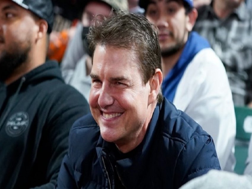 Kirurgët estetikë tregojnë se çfarë ndodhi me fytyrën e Tom Cruise