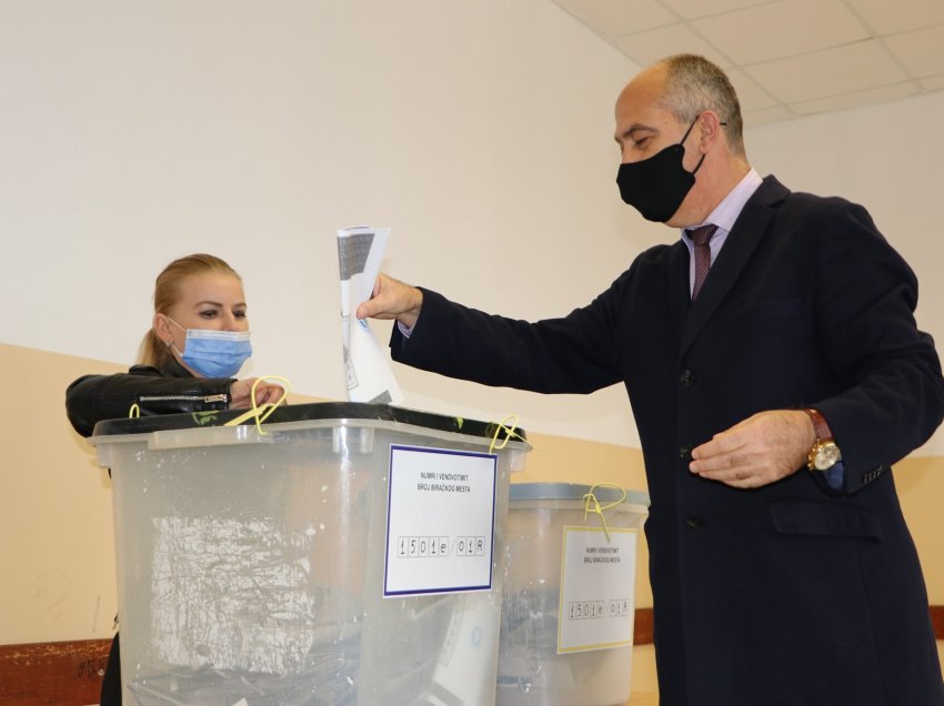 Ajet Berisha: Votoni për Obiliqin, për ju dhe familjet tuaja!