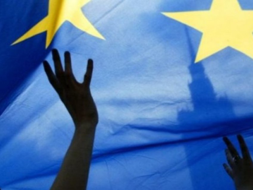 Komisioni Evropian publikon sot raportin për Kosovën