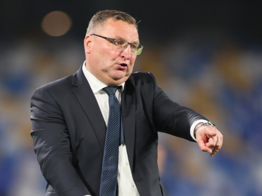 Legia e Varshavës shkarkon trajnerin