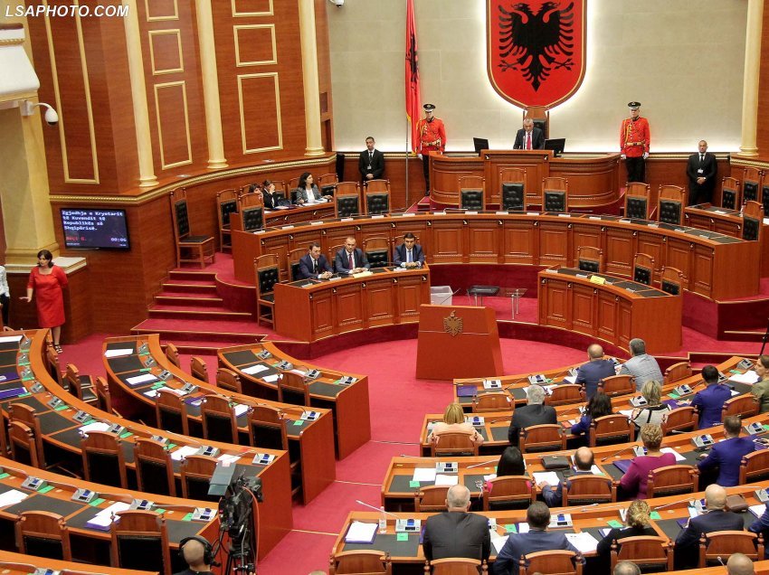 Si nuk u tkurr ky Kuvendi i Shqipërisë?!