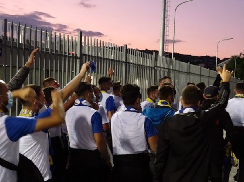 ​Tifozët presin fitoren e Kosovës kundër Greqisë