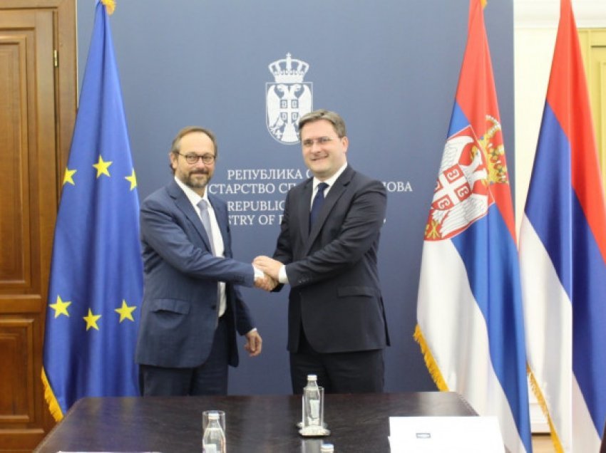 Ministri serb i ankohet shefit të ri të BE-së për Kosovën