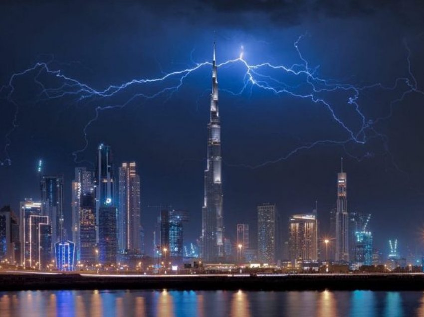 Dubai po përdor “dronët e shiut” për të luftuar temperaturat ekstreme