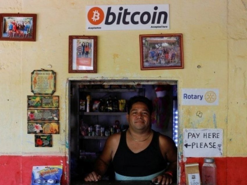 Ky shtet pranon të blejë Bitcoin, e zyrtarizon si mënyrë pagese