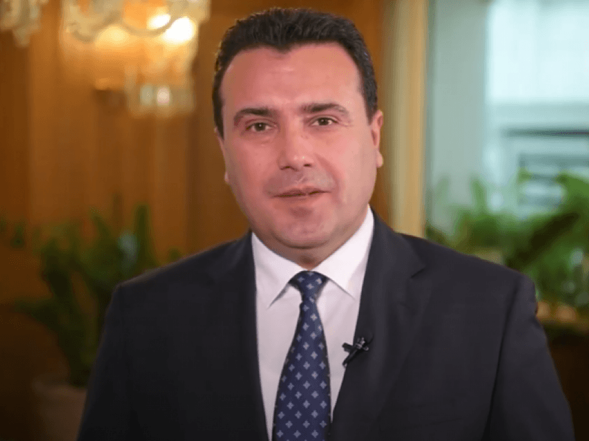 Vuçiq flet në telefon me Zaev: Jemi të gatshëm të ofrojmë çdo ndihmë vëllazërore