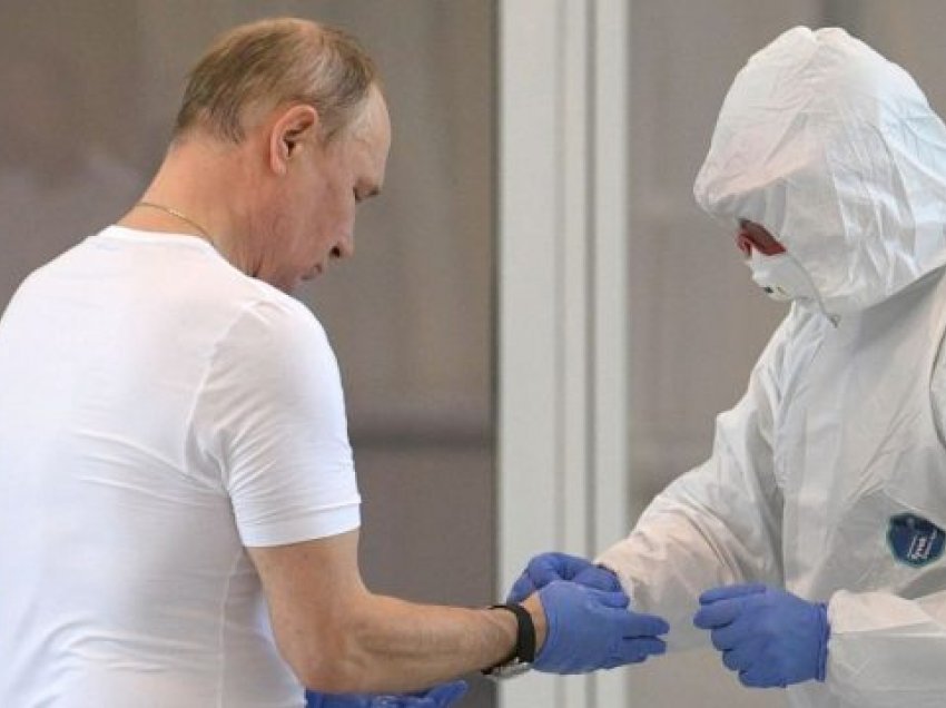 I infektohen me koronavirus pjesëtarë të stafit, Putini futet në vetizolim