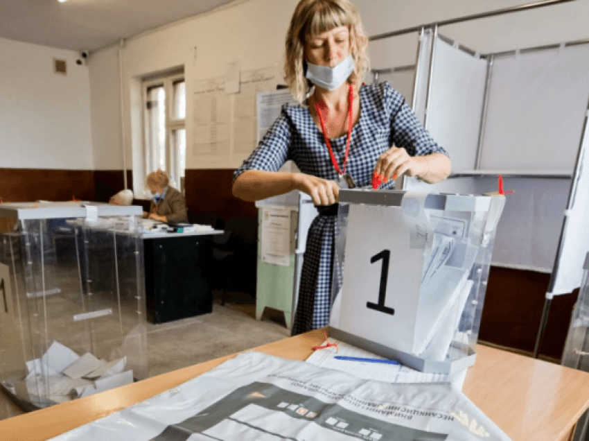 Dyshime për mashtrime në ditën e dytë të zgjedhjeve në Rusi