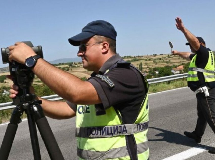 Sanksionohen 224 shoferë në Shkup, 42 gjoba për tejkalim të shpejtësisë, 20 pa patentë shoferë