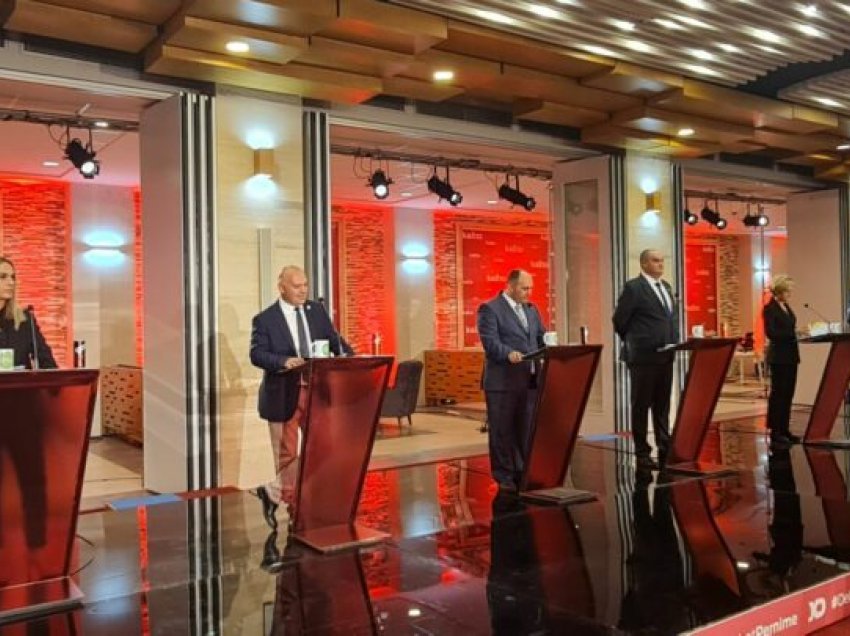 Kandidatët për kryetar të Gjakovës japin premtime për ndërtimin e çerdheve  