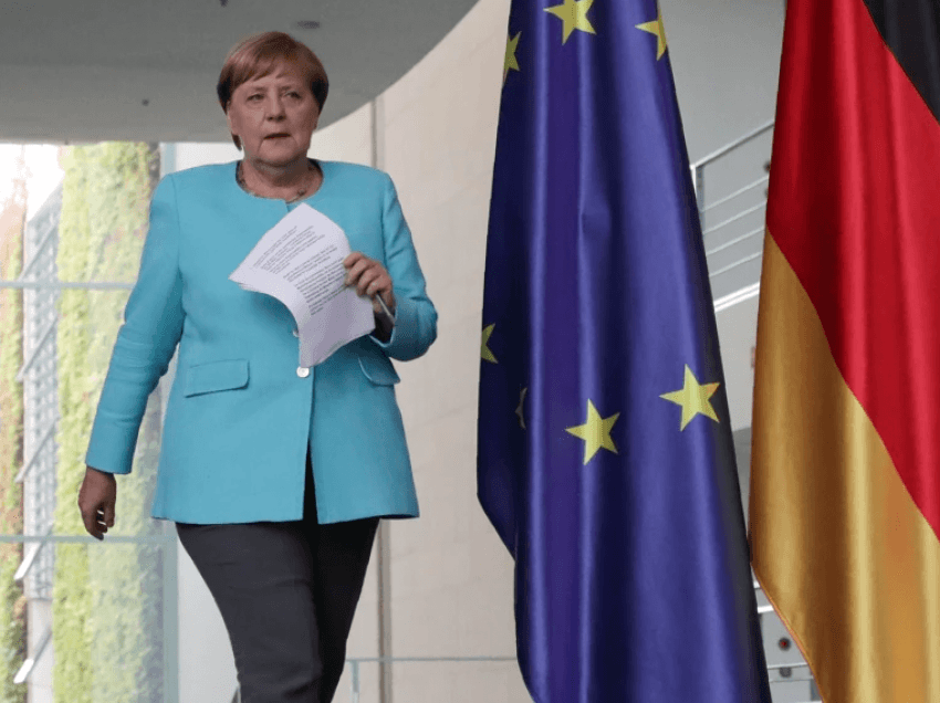 Lamtumira gjermane për ‘kancelaren e krizave’ Angela Merkel