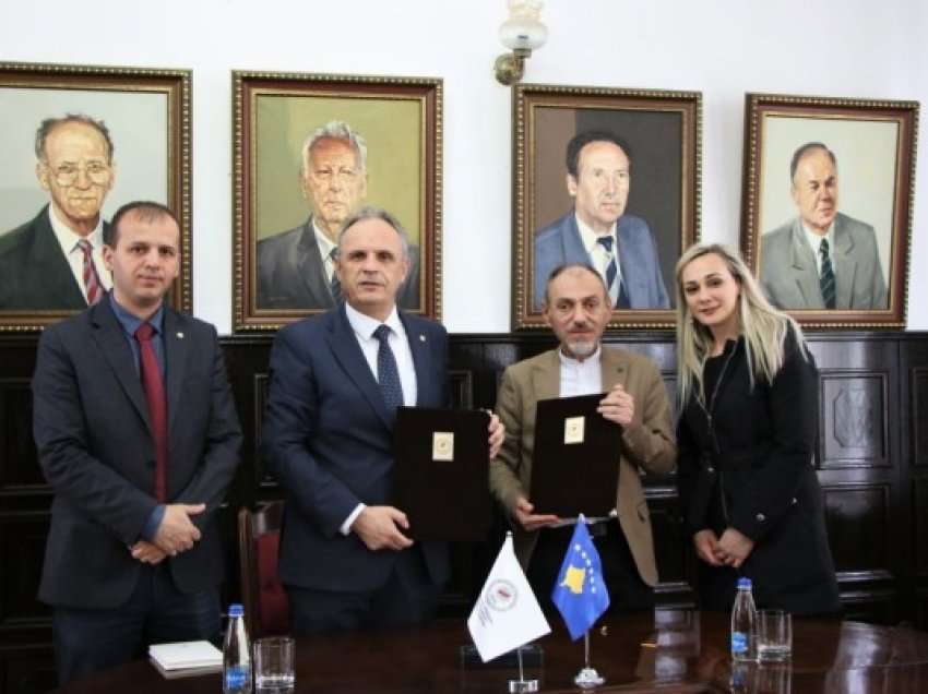 UP-ja nënshkruan marrëveshje bashkëpunimi me Forumin e Kosovës të Aftësisë së Kufizuar
