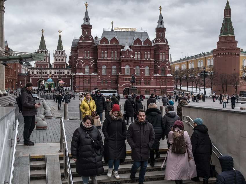Priten goditje edhe më të mëdha për ekonominë e Rusisë