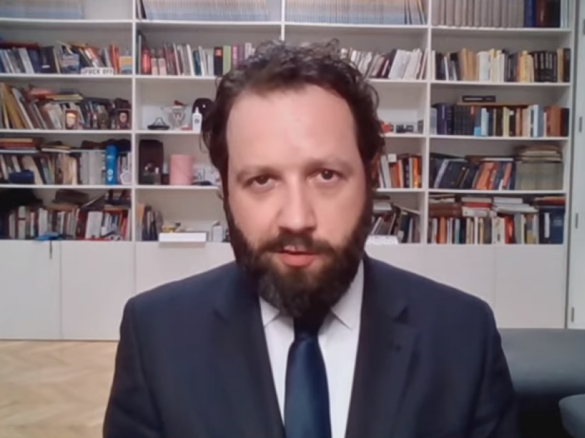 Gazetari shqiptar në Beograd: Në Serbi mediat po thonë që situata është në prag të tensionit