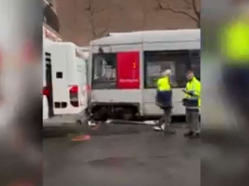 Dalin pamje të reja nga aksidentimi i autobusit nga Kosova me tramvaj në Gjermani