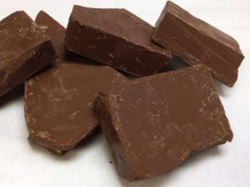 Pesë arsyet pse duhet konsumuar çokollatë çdo ditë