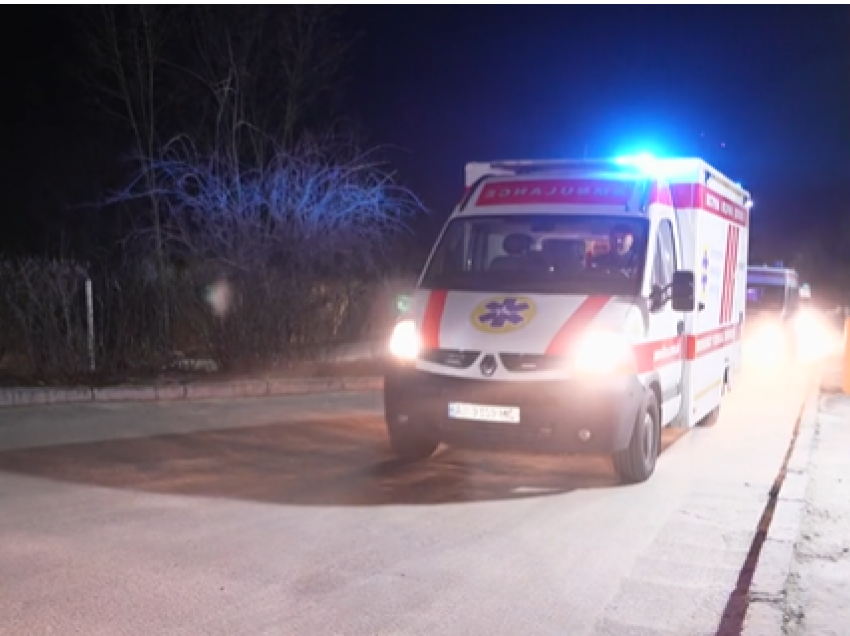 Pamjet të dhimbshme/ Ekipi i ambulancës duke shpëtuar fëmijët nga Sumy