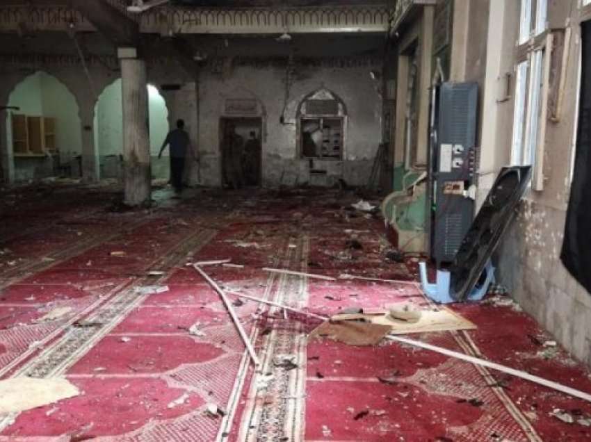 Shpërthim në një xhami në Kabul – të paktën gjashtë persona janë lënduar