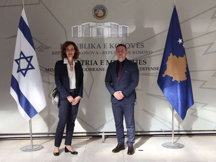 Ministri Mehaj takohet me ambasadoren e Izraelit, bisedojnë për sigurinë