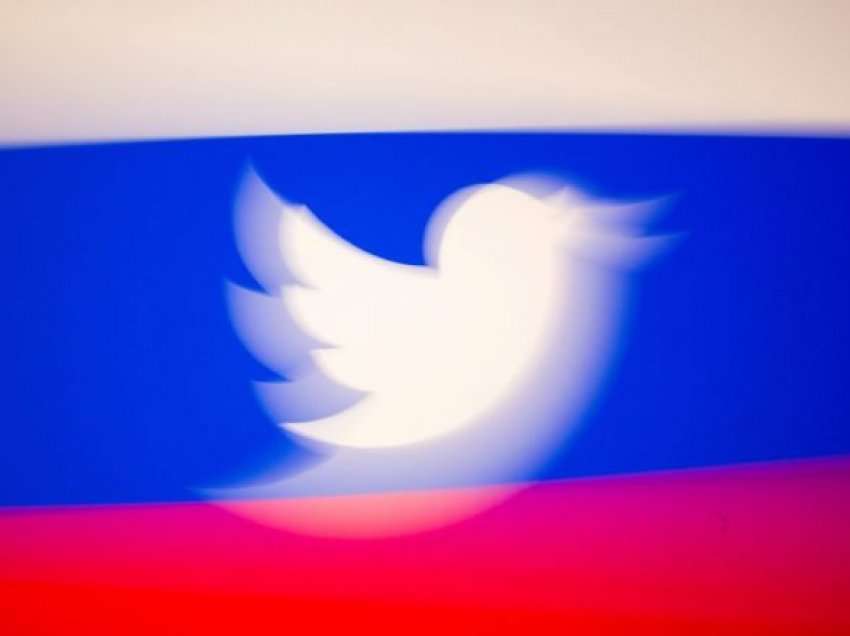 Twitter kufizon llogarinë e presidentit Vladimir Putin dhe 300 të tjera që lidhen me propagandën zyrtare të Kremlinit
