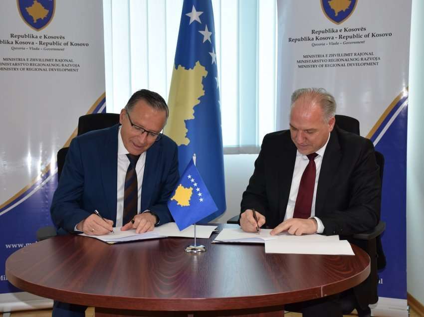 Komuna e Mitrovicës dhe MZHR nënshkruajnë marrëveshje për Liqenin Akumulues