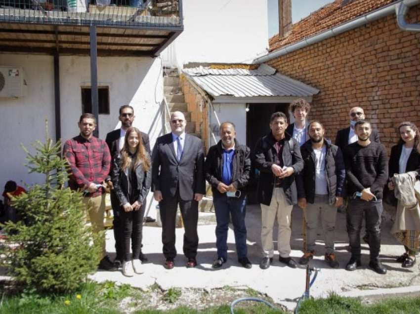 ​Hovenier: Romët në Kosovë të kenë qasje të barabartë në arsim dhe punësim