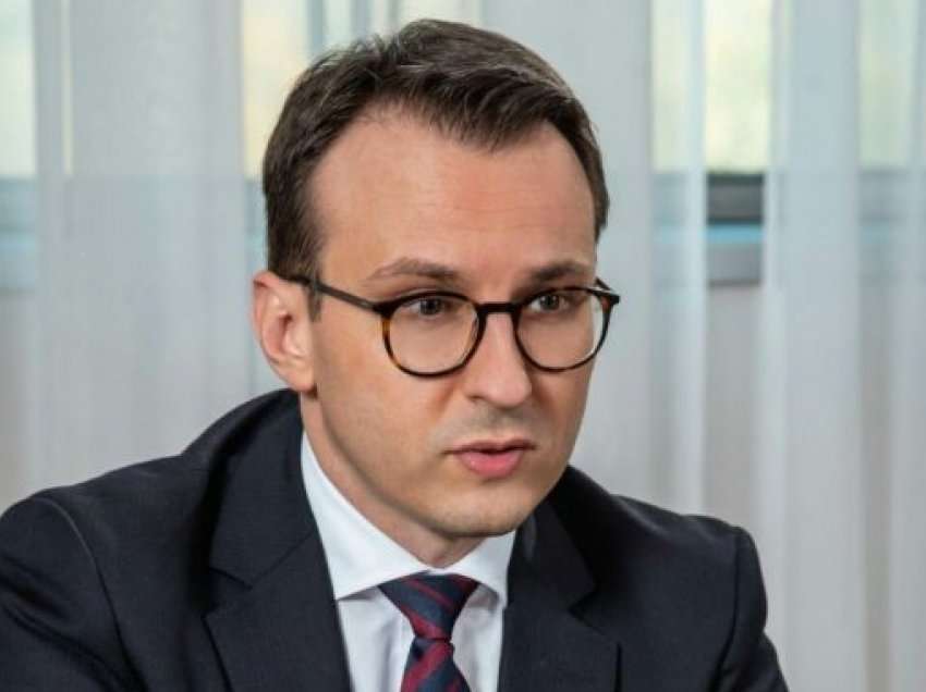 Petar Petkoviq akuzon Kosovën për dialogun