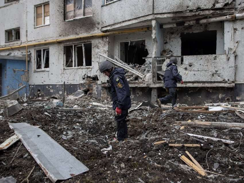 Rusia shton bombardimet në Kharkiv, fëmijët po vdesin